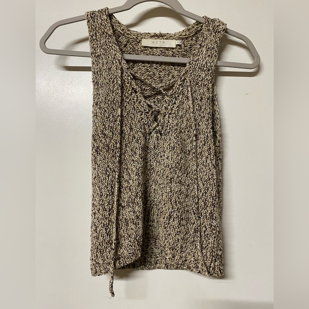 ASTR The Label Cropped Knit Tank